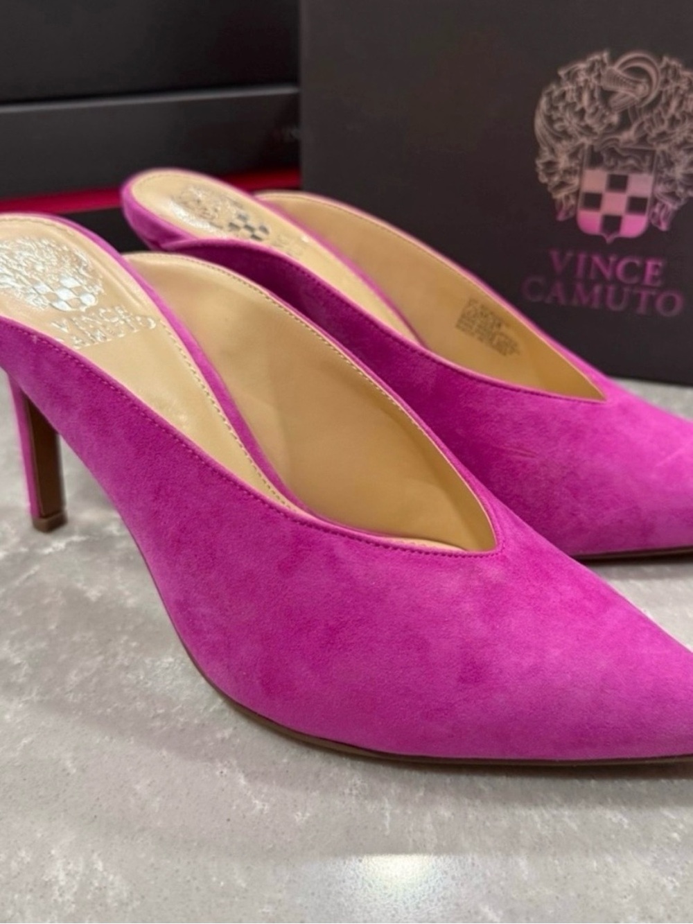 Vince Camuto Berodie Pink Suede Pointed Toe Mule Heels Pumps 7.5 like new
